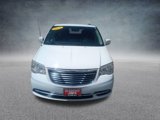 Used 2014 Chrysler Town & Country Touring image 2
