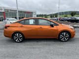 Used 2022 Nissan Versa SR image 2