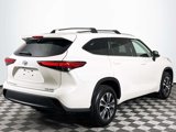 Used 2021 Toyota Highlander XLE image 5