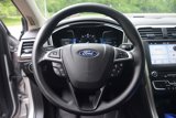 Used 2018 Ford Fusion SE image 3