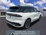 New 2025 Lincoln Nautilus Reserve image 4
