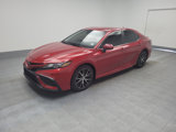 Used 2021 Toyota Camry SE image 2