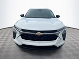 Used 2025 Chevrolet Trax LS image 2