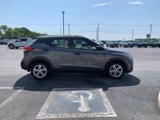 Used 2019 Nissan Kicks S image 4