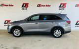 Used 2020 Kia Sorento LX image 3
