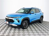 Used 2025 Chevrolet TrailBlazer LT w/ Driver Confidence Package image 3