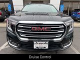 Used 2024 GMC Terrain SLT image 2