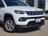 New 2025 Jeep Compass Latitude image 2