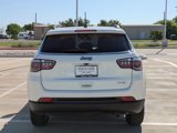 Used 2020 Jeep Compass Latitude image 4