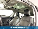 Used 2017 Volkswagen Golf SE image 2