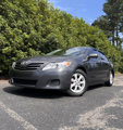 Used 2011 Toyota Camry image 2