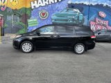 Used 2012 Toyota Sienna LE image 2
