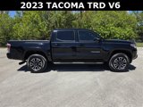Used 2023 Toyota Tacoma TRD Sport image 2