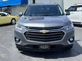Used 2018 Chevrolet Traverse LT image 2