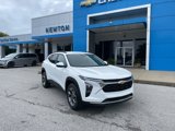 New 2025 Chevrolet Trax LT w/ Driver Confidence Package image 2