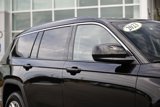 Used 2023 Jeep Grand Cherokee L Laredo image 5
