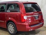 Used 2015 Chrysler Town & Country Touring image 6