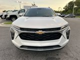 Certified 2025 Chevrolet Trax LT w/ Driver Confidence Package image 3