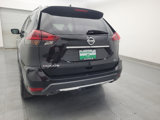 Used 2018 Nissan Rogue SV w/ Premium Package image 6