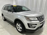 Used 2017 Ford Explorer XLT w/ Equipment Group 202A image 2