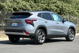 Used 2025 Chevrolet Trax LT image 4