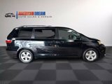 Used 2016 Toyota Sienna LE image 6