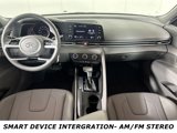 Used 2022 Hyundai Elantra SE image 4