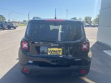 Used 2020 Jeep Renegade Latitude image 4