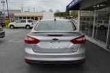 Used 2013 Ford Focus SE w/ SE Winter Pkg image 6