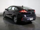 Used 2020 Hyundai Ioniq SE image 2