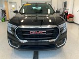 Used 2022 GMC Terrain SLE w/ Driver Convenience Package image 3