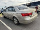 Used 2010 Hyundai Sonata GLS image 4