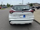 Used 2024 Nissan Kicks SV image 3