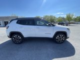 Certified 2022 Jeep Compass Limited w/ Sun and Sound Group image 4