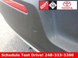 Used 2022 Volvo XC40 T5 Momentum image 6