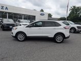 Certified 2022 Ford Edge SE w/ Cargo Accessory Package image 3