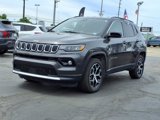 Used 2024 Jeep Compass Limited image 3
