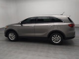 Used 2019 Kia Sorento LX image 3