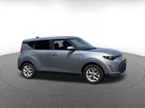 Used 2024 Kia Soul LX w/ Option Group 015 image 2