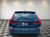 Used 2021 Volvo XC60 T5 Momentum w/ Premium Package image 4