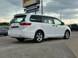 Used 2015 Toyota Sienna L image 3