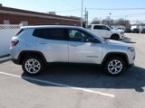 New 2025 Jeep Compass Latitude image 2