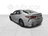 Used 2023 Toyota Camry SE image 3