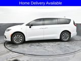 New 2025 Chrysler Pacifica Select image 2