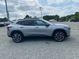 New 2025 Chevrolet Trax RS w/ Sunroof Package image 2