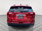 Used 2022 GMC Terrain SLE w/ Driver Convenience Package image 4
