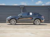 Certified 2024 Porsche Macan image 2