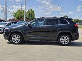 Used 2016 Jeep Cherokee Latitude image 3