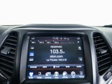 Used 2017 Jeep Cherokee Overland w/ Technology Group image 5