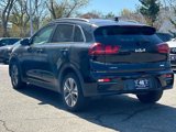 Used 2022 Kia Niro EX image 5